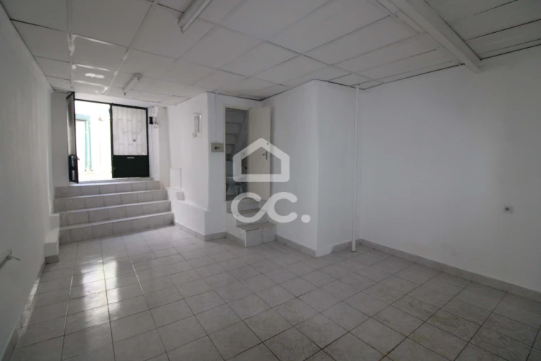 Negócio para Arrendamento em Santa Maria Maior Foto 5