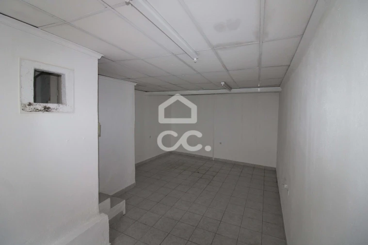 Negócio para Arrendamento em Santa Maria Maior Foto 2