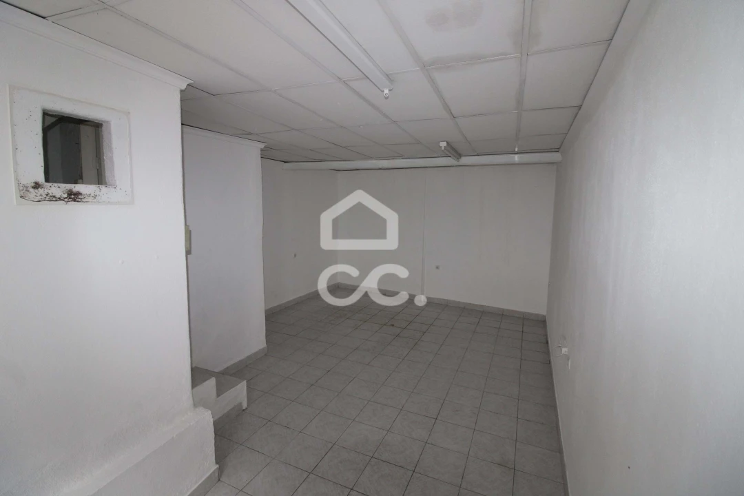 Negócio para Arrendamento em Santa Maria Maior Foto 4