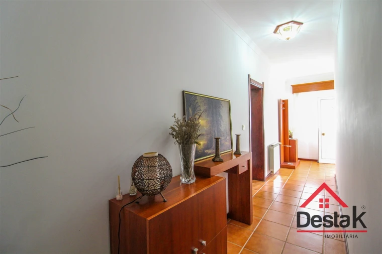 Moradia T5 para Venda em Sul Foto 28