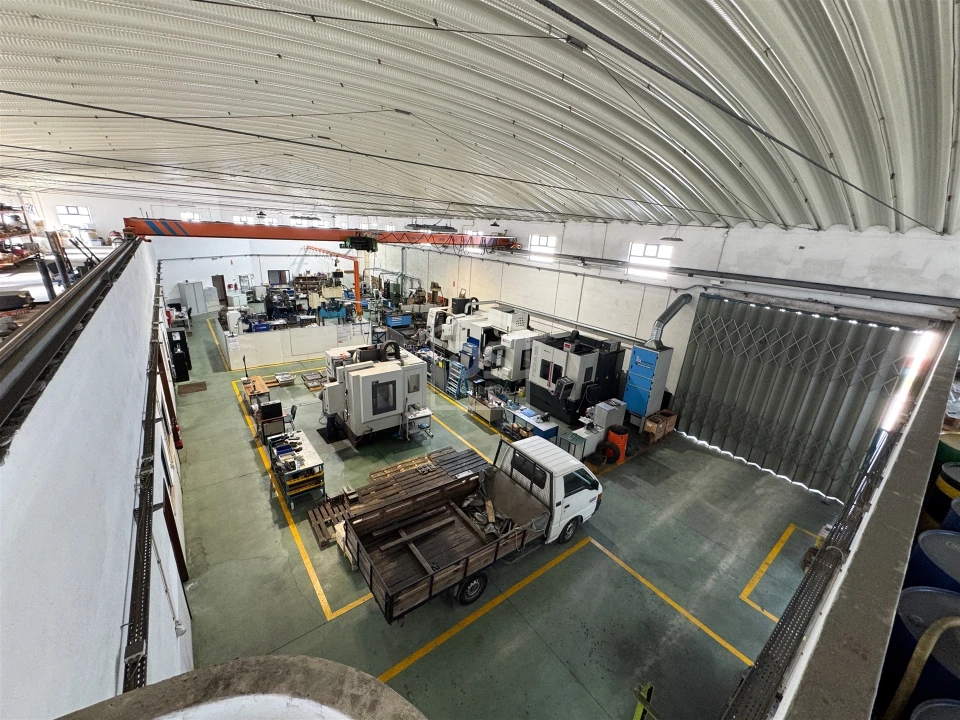 Negócio para Venda em Batalha Foto 26