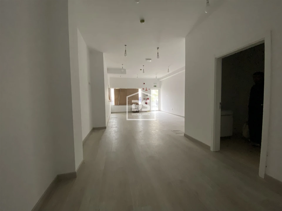 Loja para Venda em Guarda Foto 2