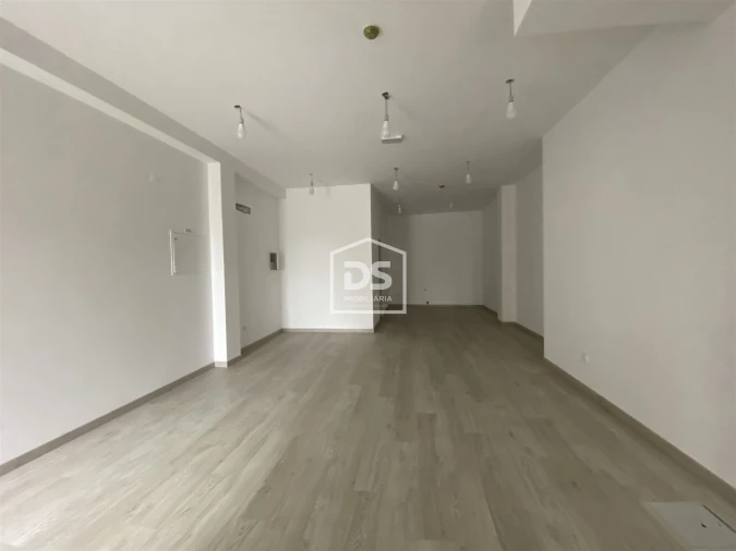 Loja para Venda em Guarda Foto 1