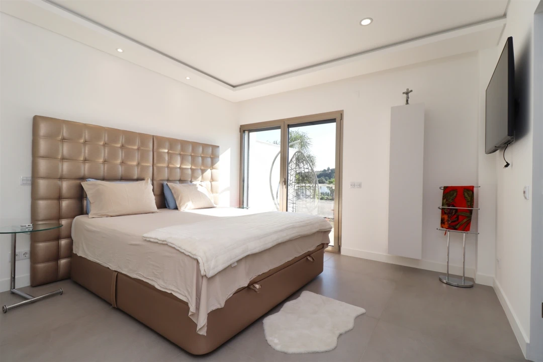 Moradia T3 para Venda em Ferreiras Foto 19