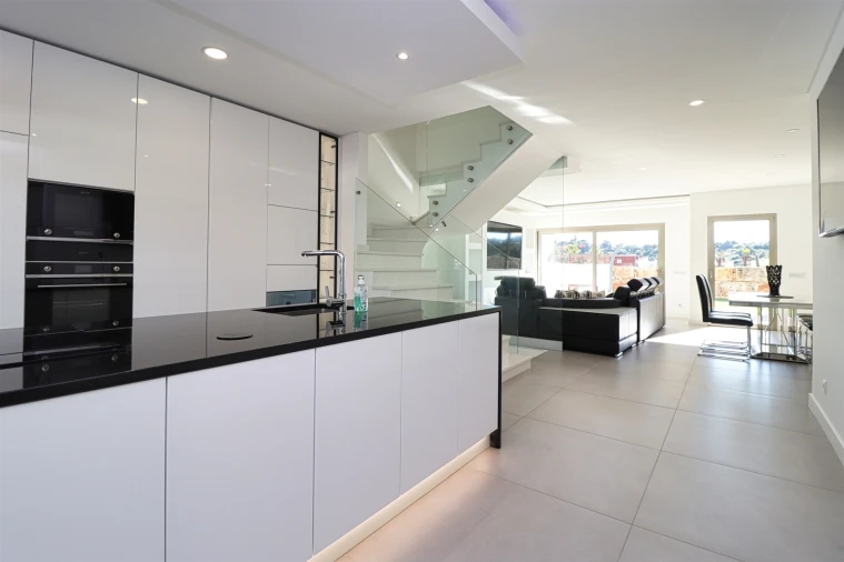 Moradia T3 para Venda em Ferreiras Foto 10