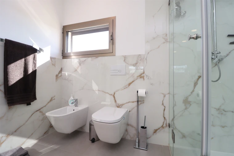 Moradia T3 para Venda em Ferreiras Foto 28