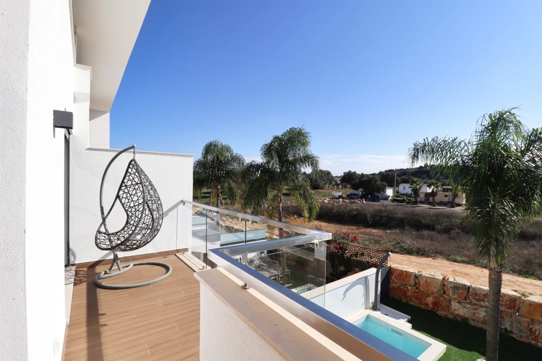 Moradia T3 para Venda em Ferreiras Foto 21