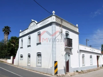 Moradia T2 para Venda em Santa Catarina da Fonte do Bispo