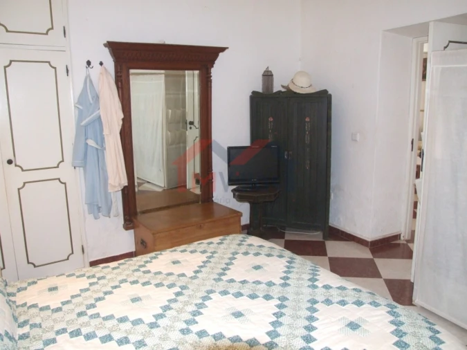 Moradia T2 para Venda em Santa Catarina da Fonte do Bispo Foto 10