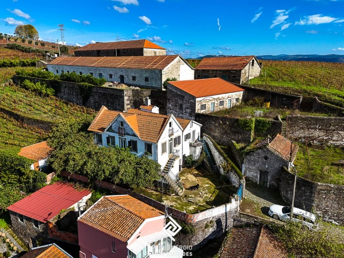 Quinta T3 para Venda em Lobrigos (São Miguel e São João Baptista) e Sanhoane Foto 1