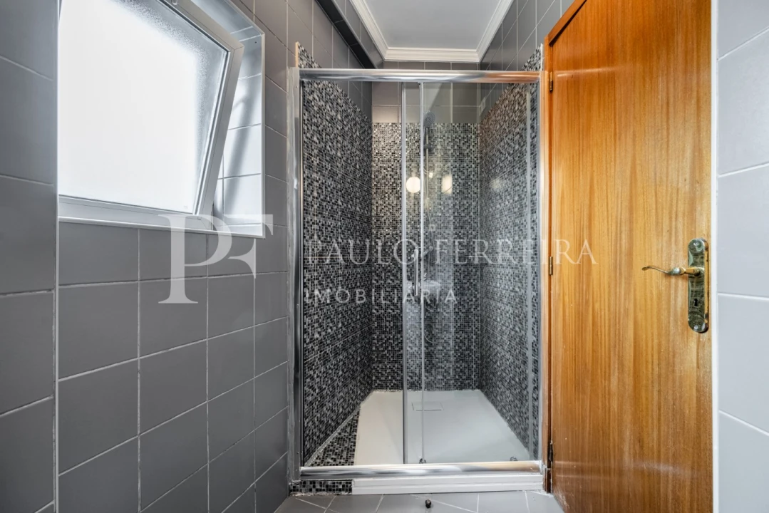 Apartamento T3 para Venda em Vila Nova de Famalicão e Calendário Foto 13