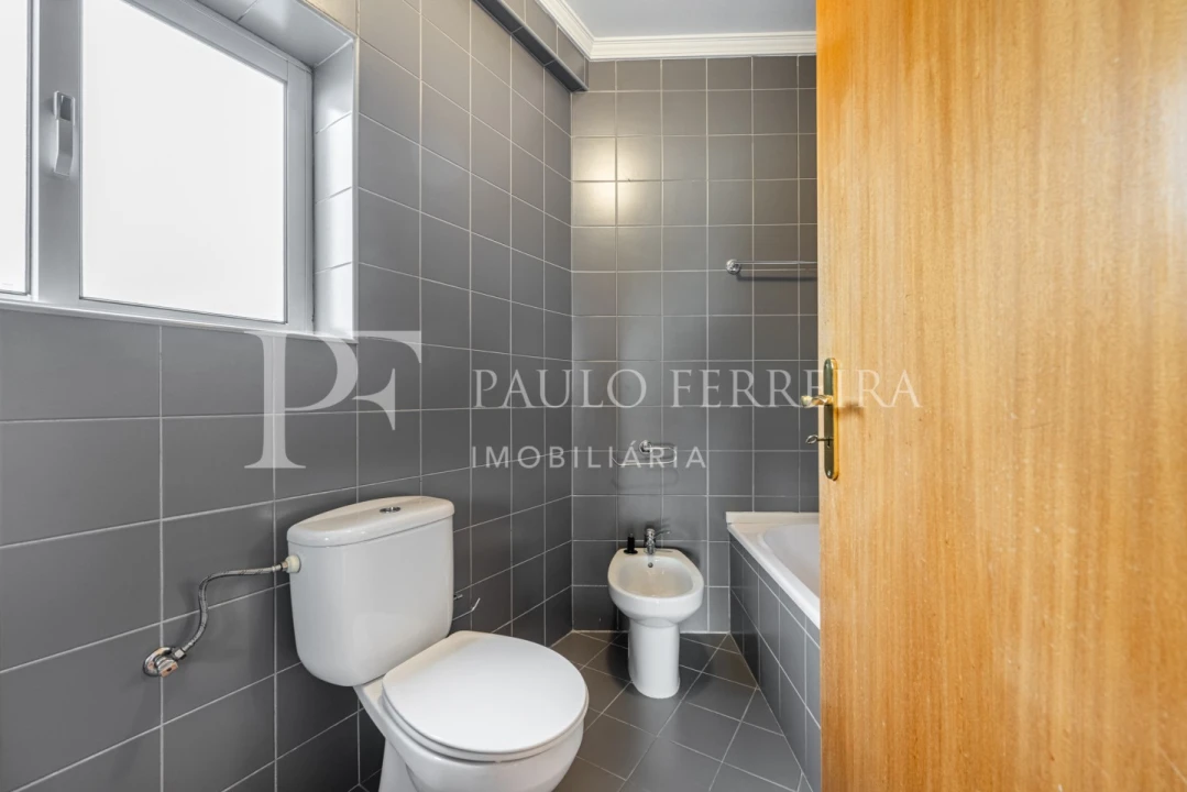 Apartamento T3 para Venda em Vila Nova de Famalicão e Calendário Foto 16