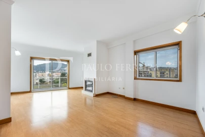 Apartamento T3 para Venda em Vila Nova de Famalicão e Calendário