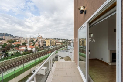 Apartamento T3 para Venda em Vila Nova de Famalicão e Calendário