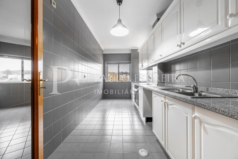 Apartamento T3 para Venda em Vila Nova de Famalicão e Calendário Foto 6
