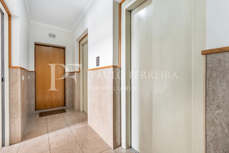 Apartamento T3 para Venda em Vila Nova de Famalicão e Calendário Foto 19