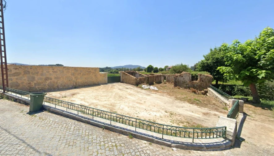 Terreno P/ Prédio para Venda em Abade de Neiva Foto 2