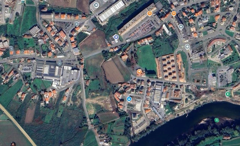 Terreno P/ Prédio para Venda em Abade de Neiva Foto 5