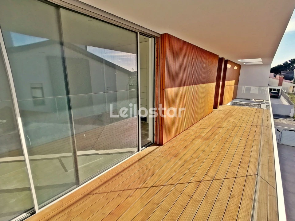 Moradia T4 para Venda em Canidelo Foto 10