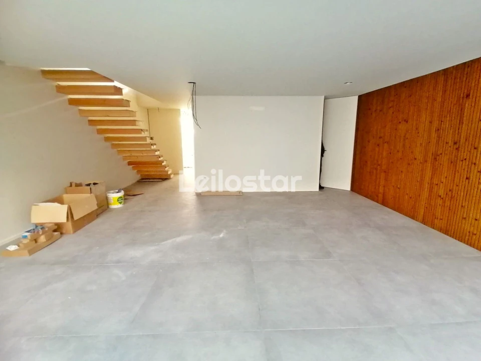 Moradia T4 para Venda em Canidelo Foto 22