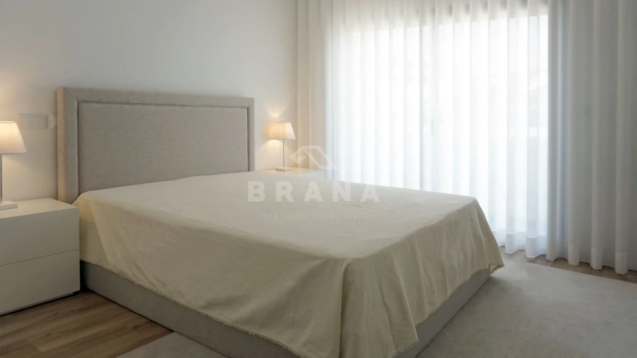 Moradia T3 para Venda em Esporões Foto 16