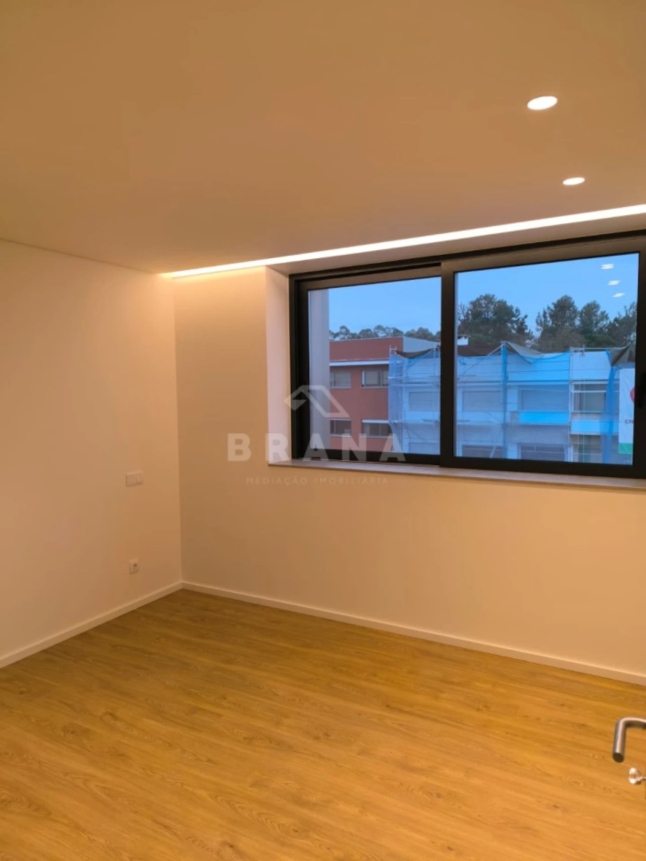 Apartamento T3 para Venda em Ferreiros e Gondizalves Foto 13