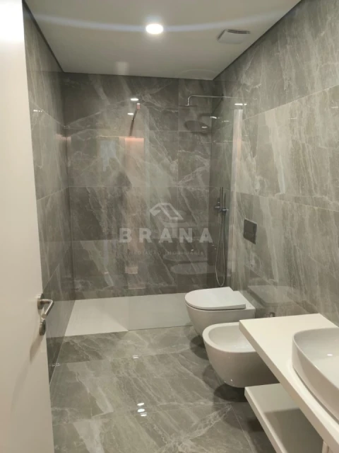 Apartamento T3 para Venda em Ferreiros e Gondizalves
