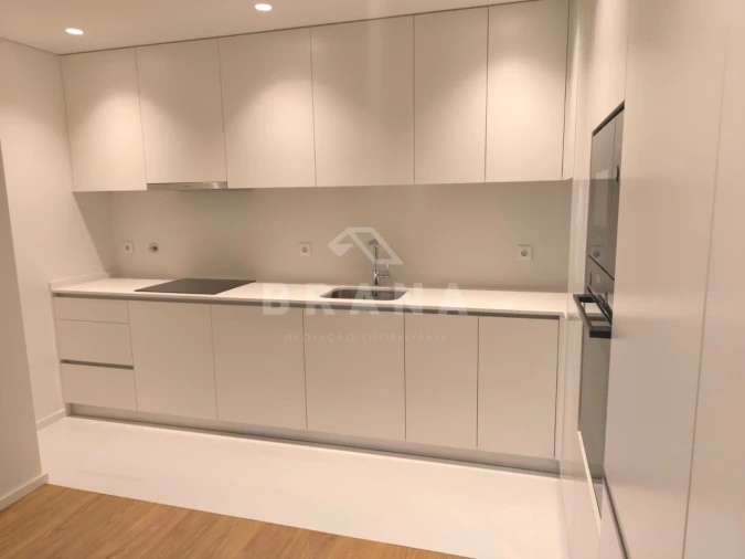 Apartamento T3 para Venda em Ferreiros e Gondizalves Foto 5