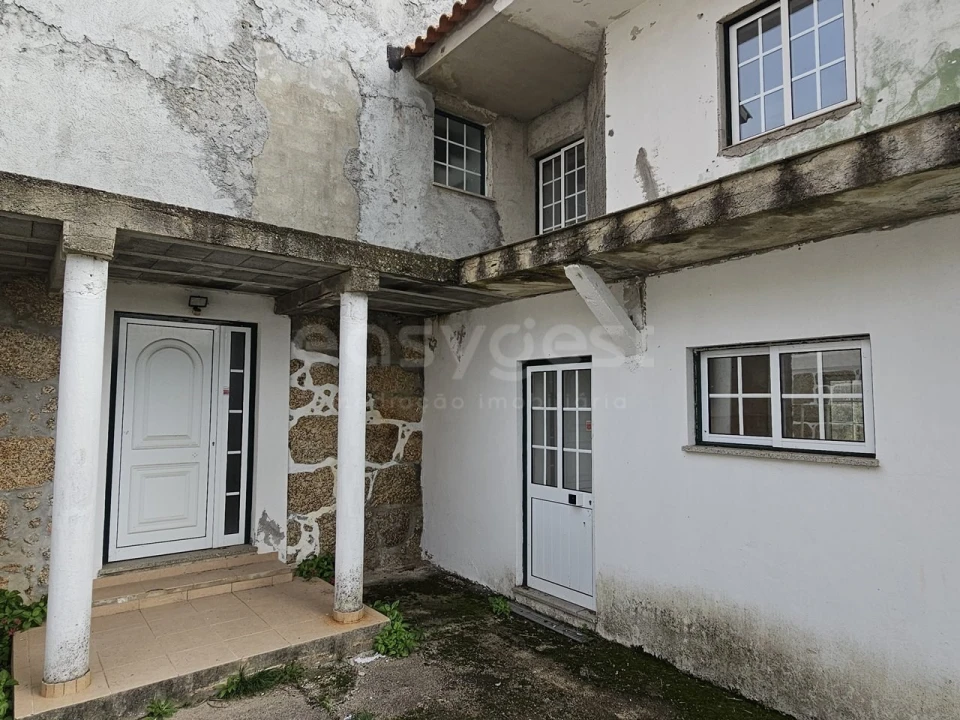 Moradia T3 para Venda em São João da Boa Vista Foto 8