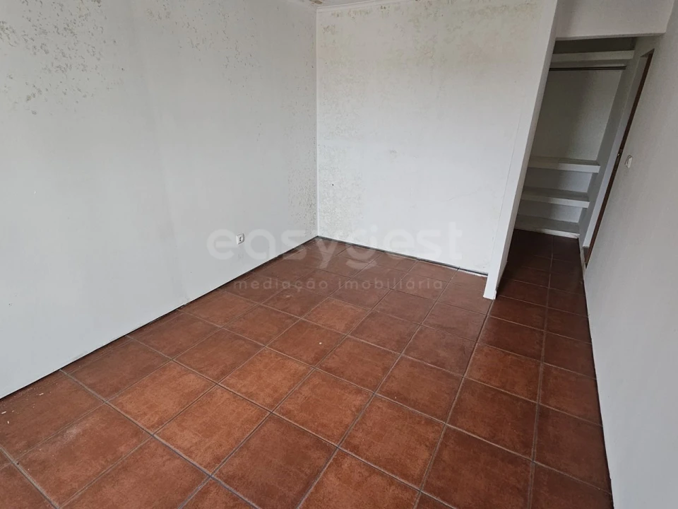 Moradia T3 para Venda em São João da Boa Vista Foto 15