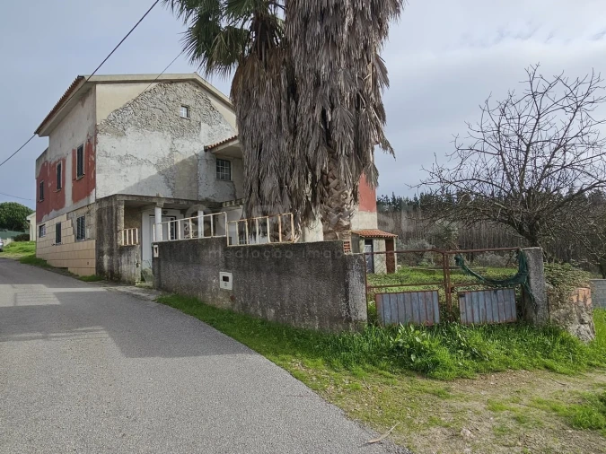 Moradia T3 para Venda em São João da Boa Vista Foto 4