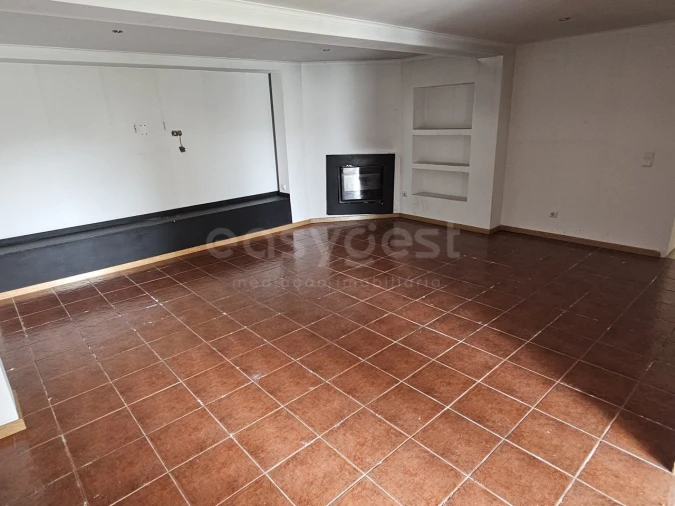 Moradia T3 para Venda em São João da Boa Vista Foto 9