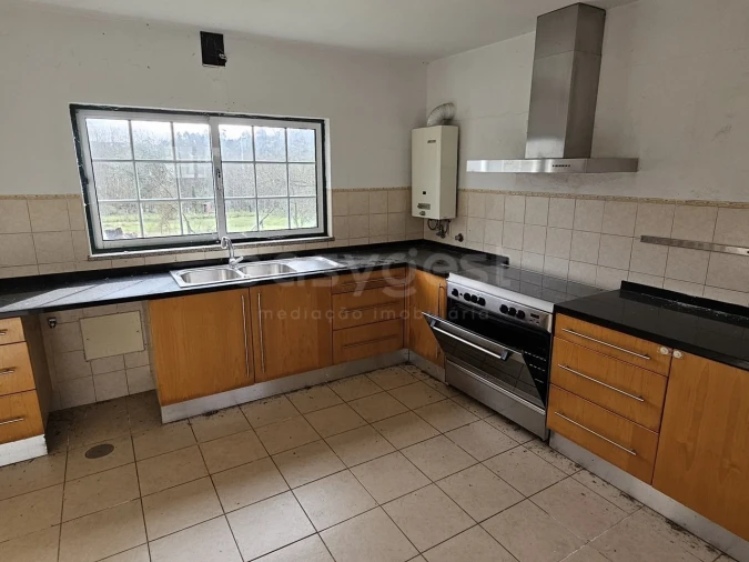 Moradia T3 para Venda em São João da Boa Vista Foto 11