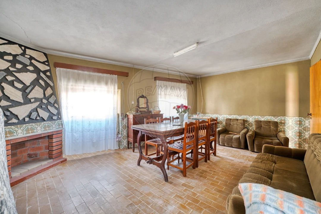 Moradia T1 para Venda em Alcobertas Foto 7