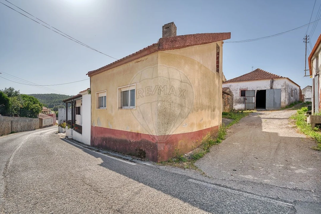 Moradia T1 para Venda em Alcobertas Foto 11