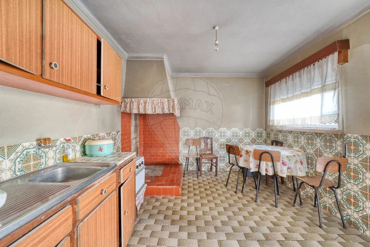 Moradia T1 para Venda em Alcobertas Foto 6