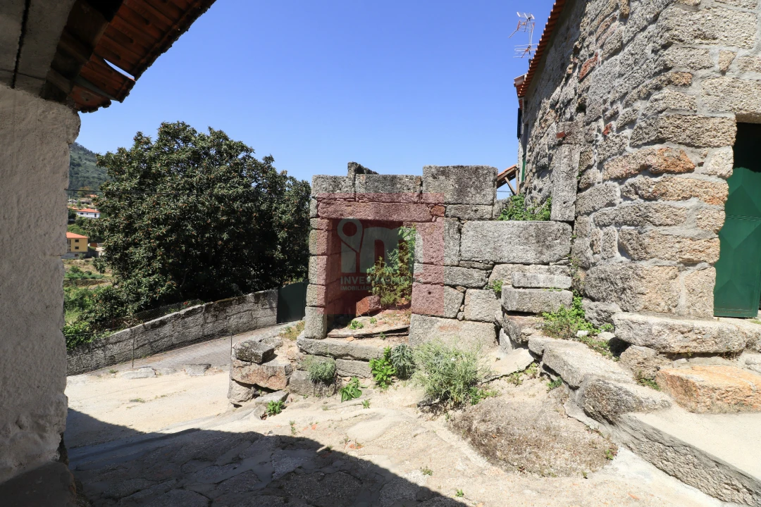 Quinta T0 para Venda em Amarante (São Gonçalo), Madalena, Cepelos e Gatão Foto 11