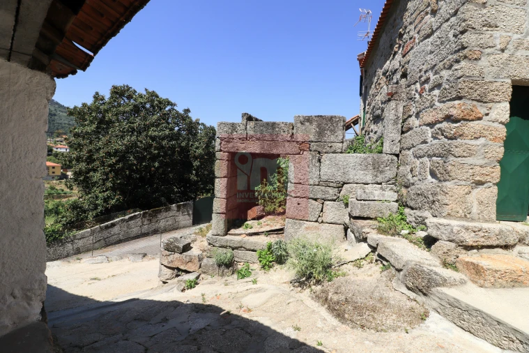 Quinta T0 para Venda em Amarante (São Gonçalo), Madalena, Cepelos e Gatão Foto 11