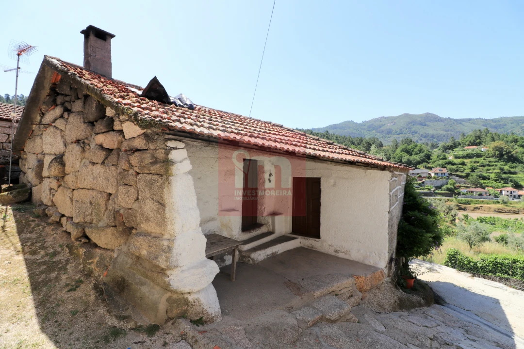 Quinta T0 para Venda em Amarante (São Gonçalo), Madalena, Cepelos e Gatão Foto 12