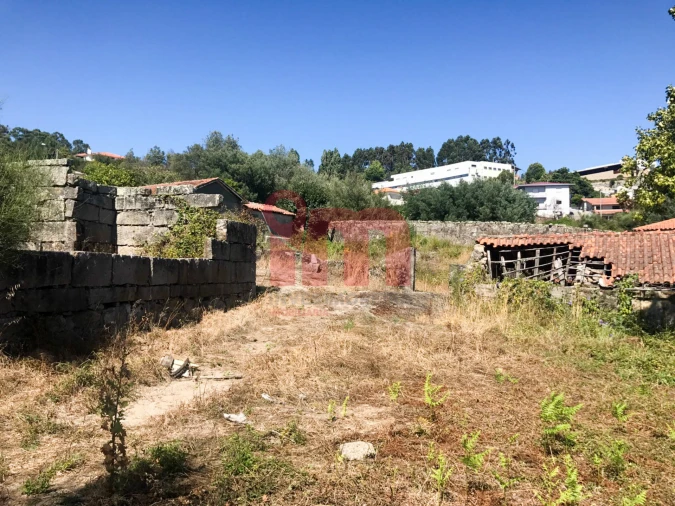 Terreno para Venda em Lordelo Foto 11