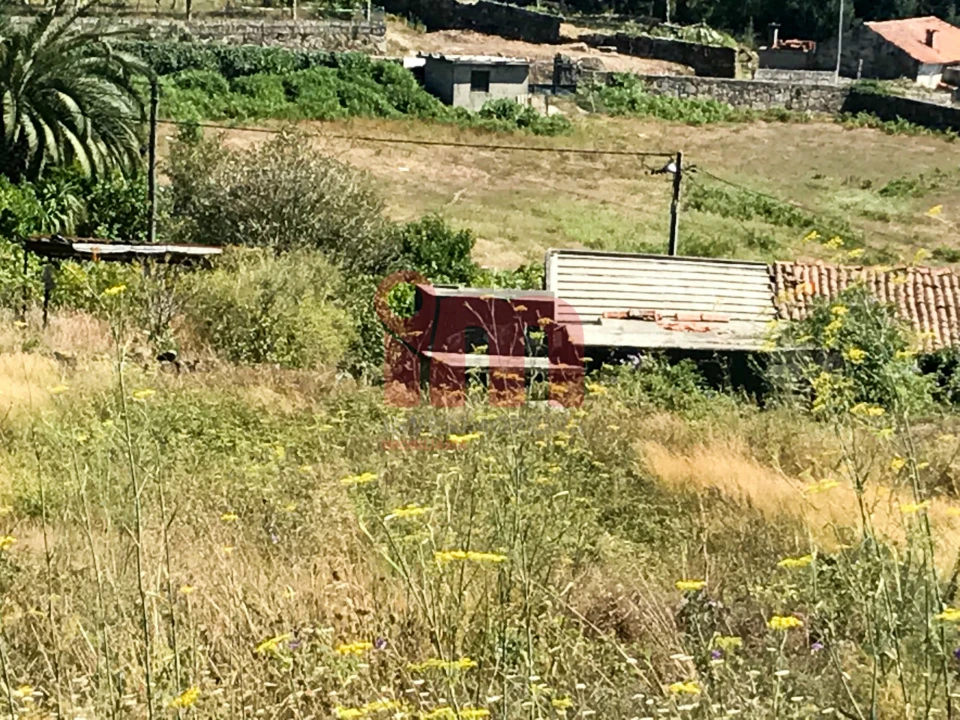 Terreno para Venda em Lordelo Foto 6