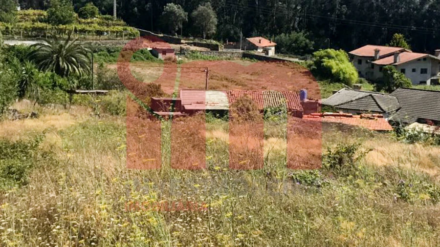 Terreno para Venda em Lordelo