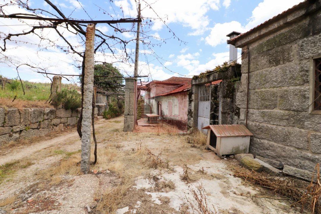 Quinta T0 para Venda em Selho (São Jorge) Foto 15