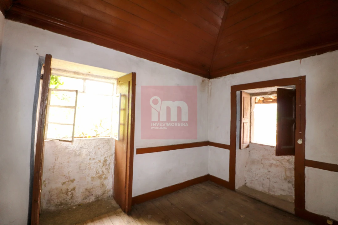 Quinta T0 para Venda em Selho (São Jorge) Foto 32