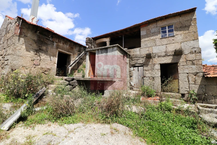Quinta T0 para Venda em Selho (São Jorge) Foto 40