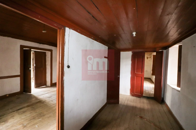 Quinta T0 para Venda em Selho (São Jorge) Foto 34