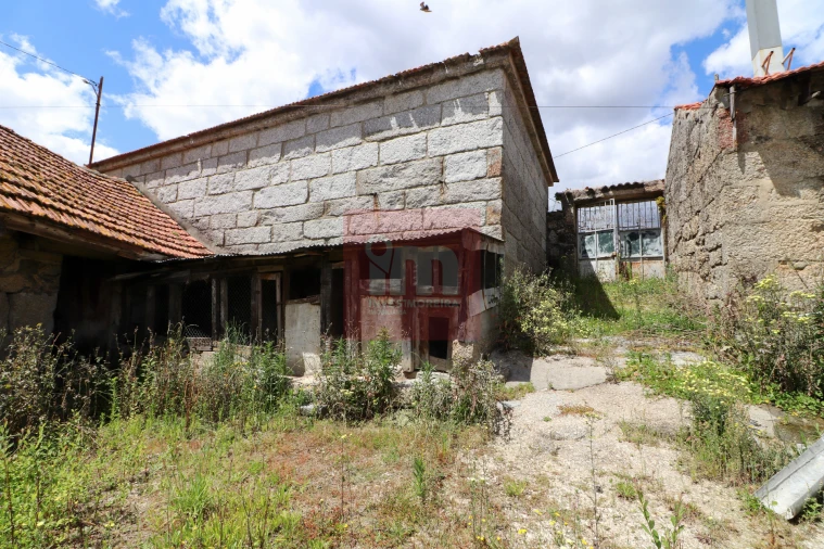 Quinta T0 para Venda em Selho (São Jorge) Foto 41