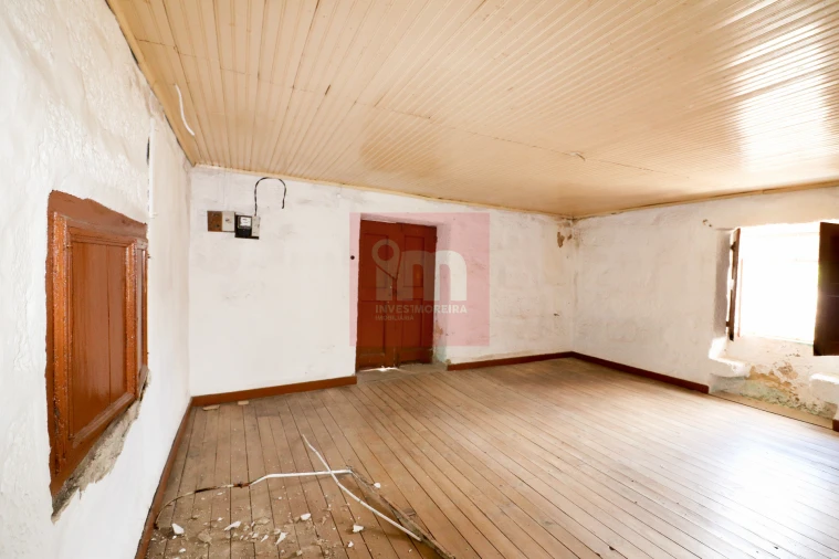 Quinta T0 para Venda em Selho (São Jorge) Foto 36