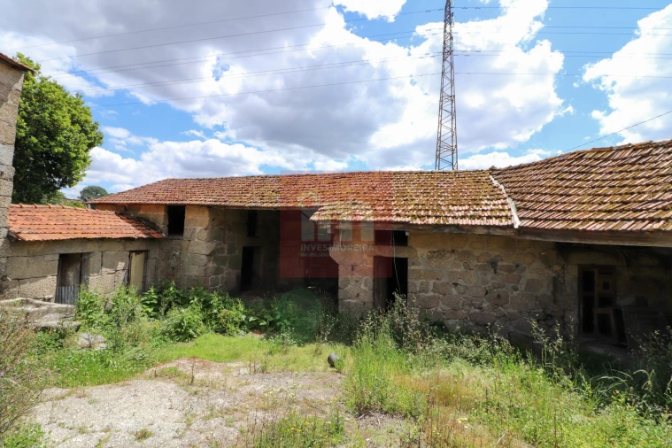 Quinta T0 para Venda em Selho (São Jorge) Foto 43