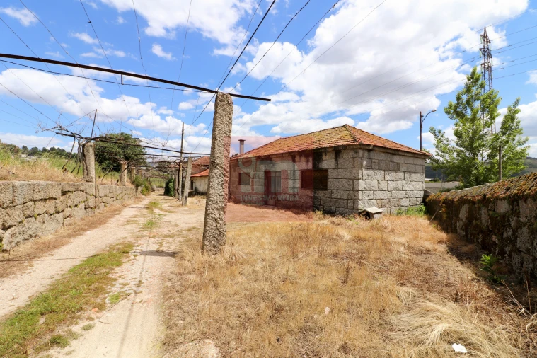 Quinta T0 para Venda em Selho (São Jorge) Foto 10